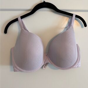 NWOT! Victoria's Secret Lavender “T-Shirt Lightly Lined Demi” Bra, 38DD